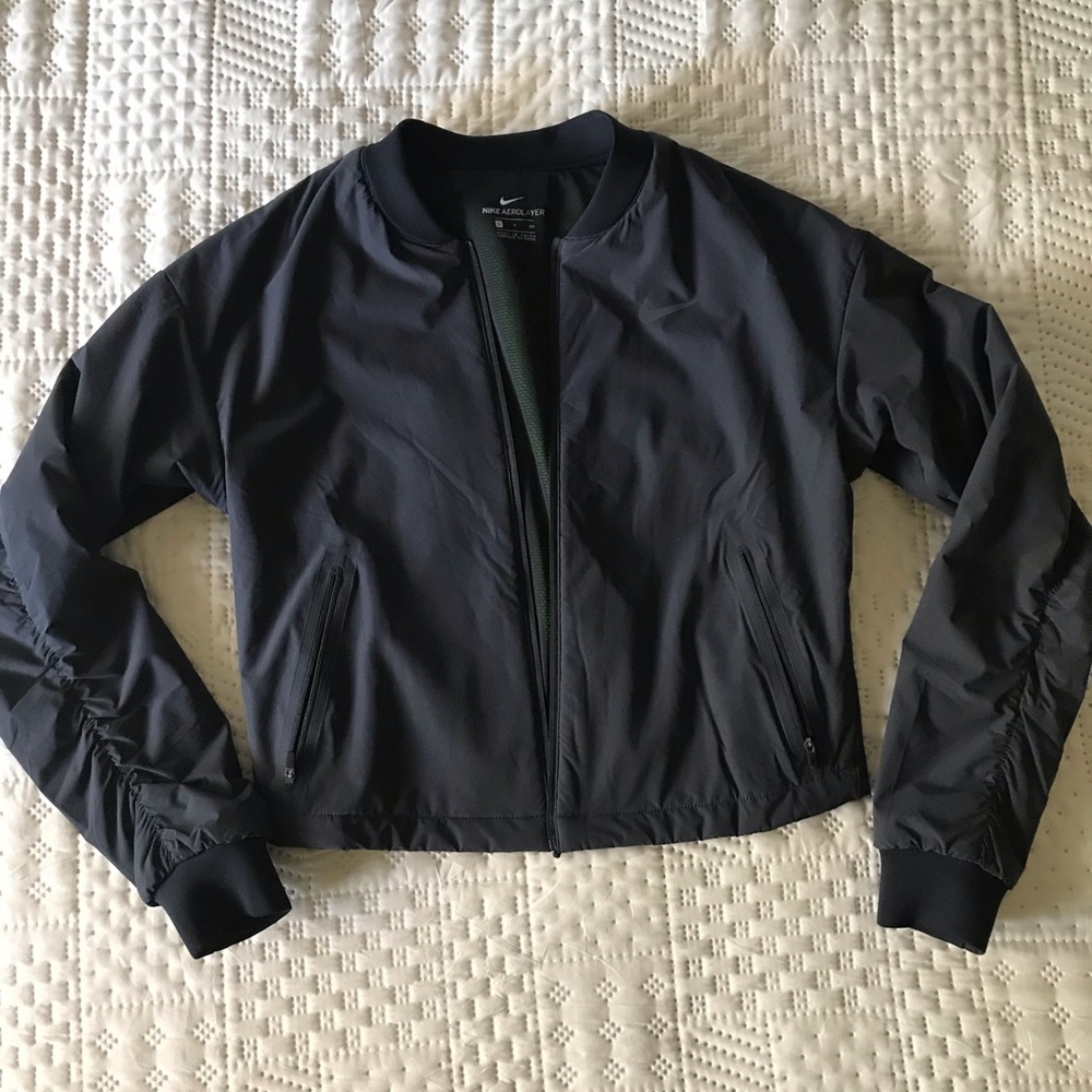 Nike AeroLayer Cropped Jacket